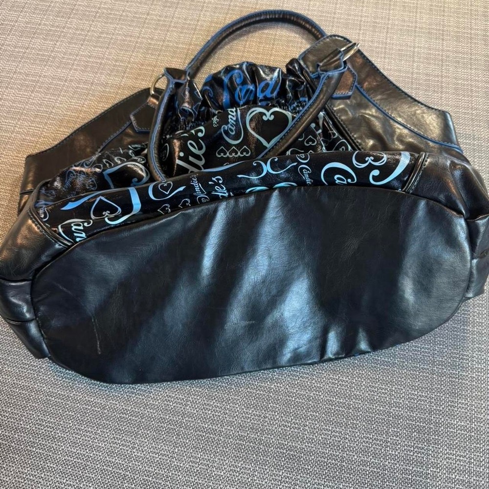 Black faux leather Y2K Candie's purse with blue accents - Picture 3 of 8